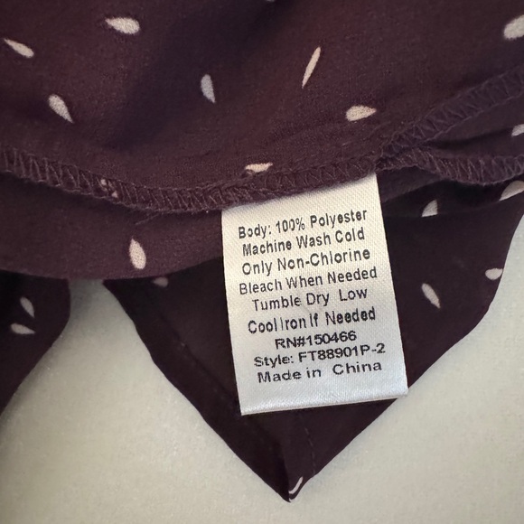 Monday Fun, Linnette Split Neck Smocked Blouse 1X - Picture 10 of 12